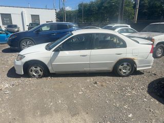 2004 Honda Civic Hybrid w/ULEV (M5) - Exterior Side Driver Image